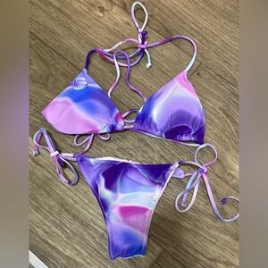 White Fox Boutique Vibrant Purple and Pink Ombré Bikini Set Size Small